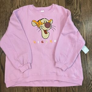 XL Disney Purple Tigger Sweatshirt Embroidered Crewneck Sweater Pooh